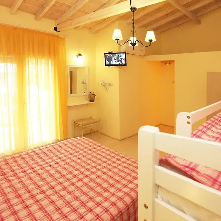 Pierion Musses דירה *