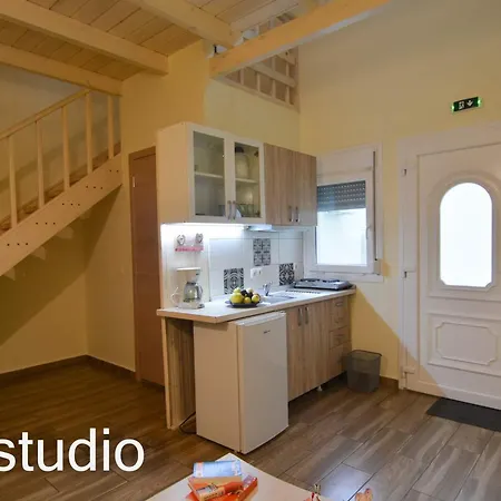 Pierion Musses * סקאלה פוטאמיאס