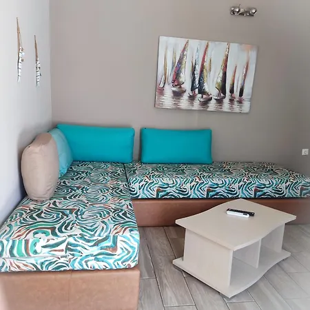 Pierion Musses דירה *